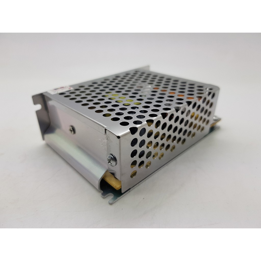 Power Supply Jaring ( Adaptor) Merk TANAKA 12V 5A garansi 1 tahun