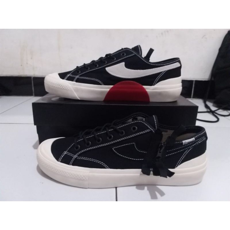 Sepatu Compass Proto 1 Research and Destroy Low