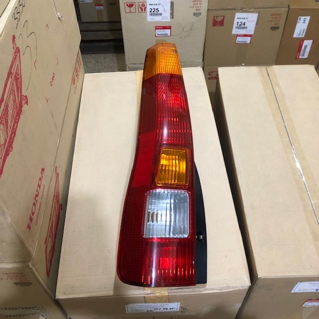 Stoplamp / Lampu Belakang CRV Gen2 2002-2004 Original