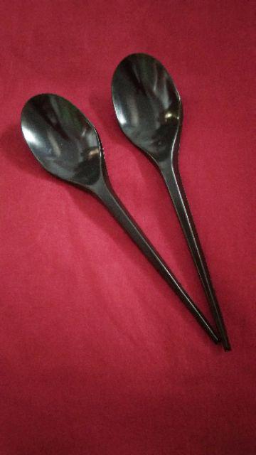 Sendok Makan Plastik Warna Hitam