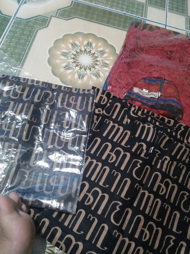 Set Couple Baju Batik Kemeja Pendek Dan Tunik // Couple Batik Maura Ruffle Sania // Couple Terlaris