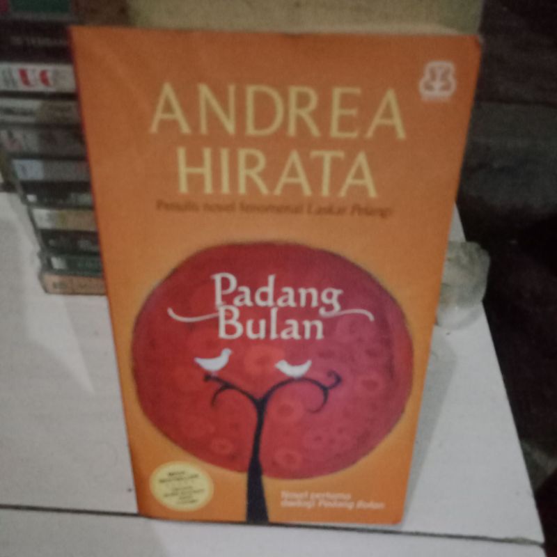 PADANG BULAN ANDREA HIRATA