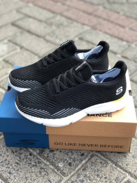 Skechers relaxed fit ingram MEN / Skechers pria ingram + Lengkap box