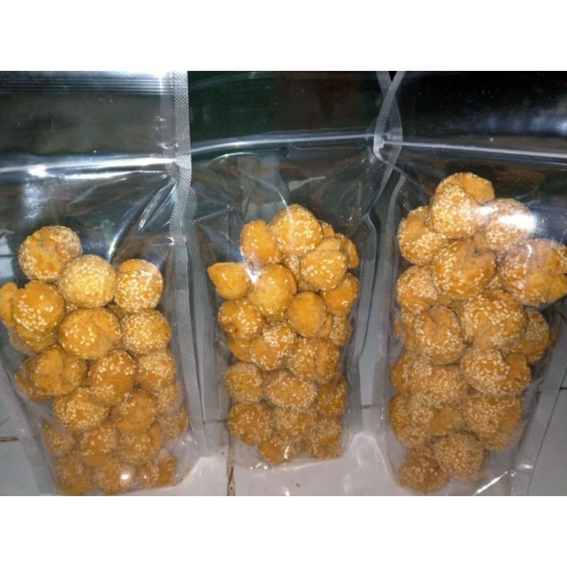 

onde-onde ketawa
