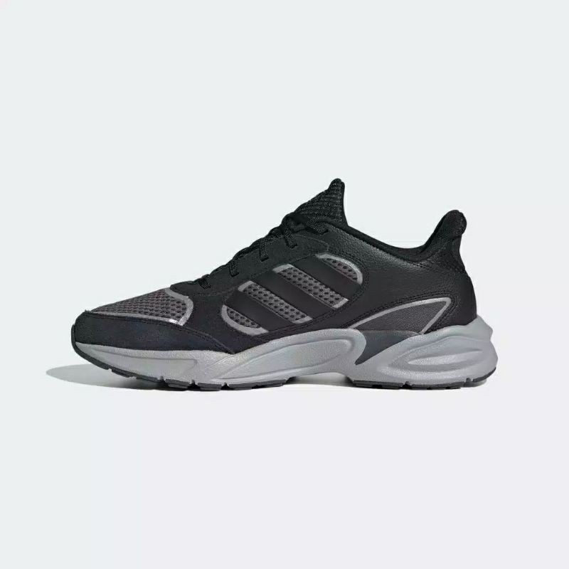 Sepatu Adidas Pria 90s Valasion EG2882