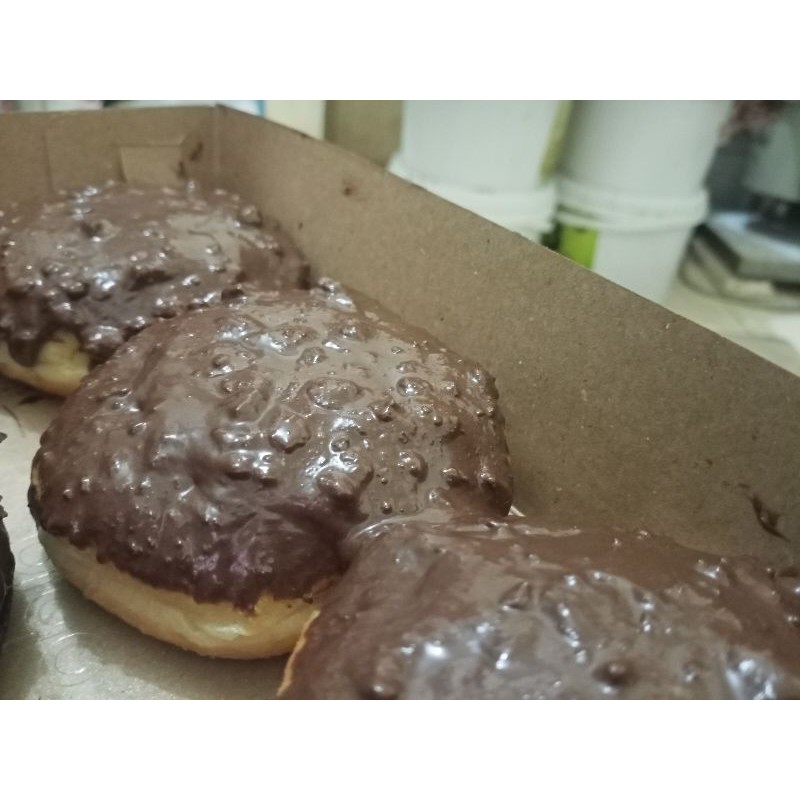 donat black forest &amp; donat chochoc runchy