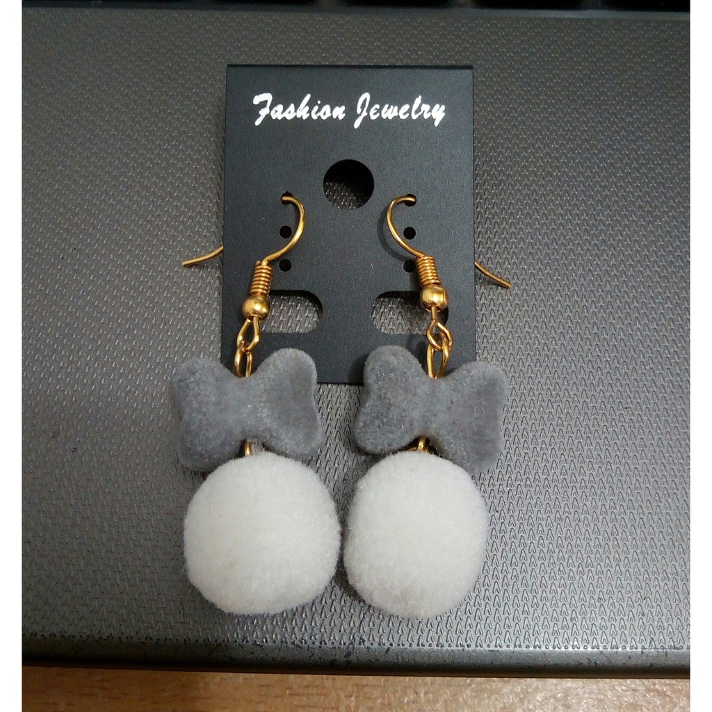 ANTING POMPOM KEKINIAN MISS  103