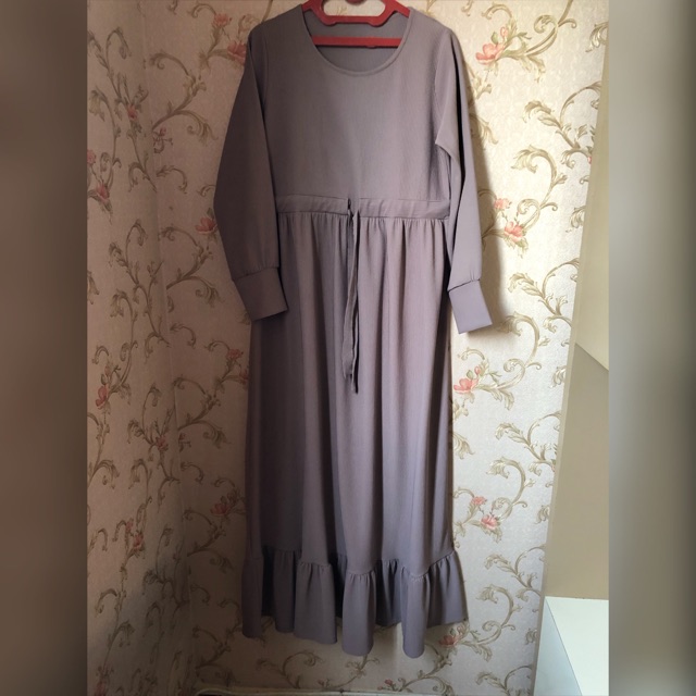 GAMIS BAHAN KAIN SERUT ADEM (PRELOVED)
