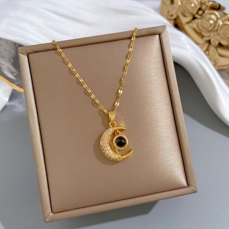 Kalung Wanita Gold Bulan Rantai titanium