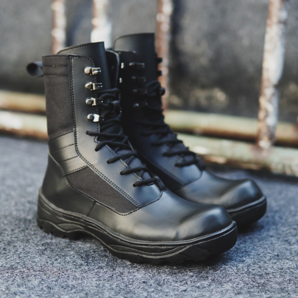 Sepatu Safety Boots Pria Black Force Hawk/ Sepatu Kerja Lapangan Ujung Besi /Security/Work Murah