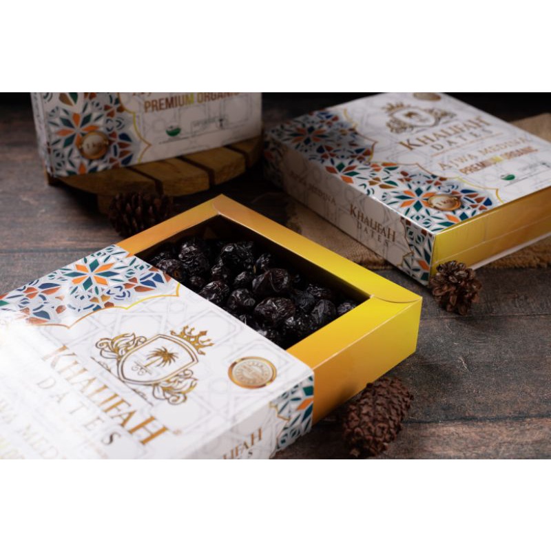 

Kurma Ajwa Premium Organik Khalifah Dates 1kg