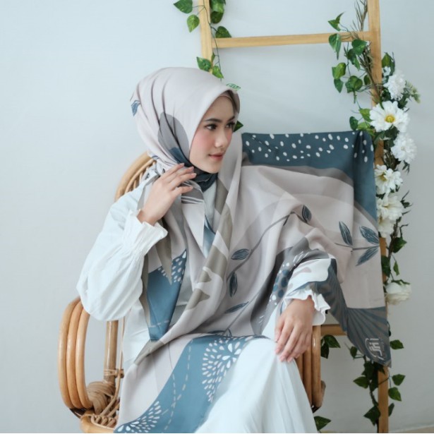 KERUDUNG SEGI EMPAT PRINTING MOTIF JILBAB SEGIEMPAT HIJAB SEGIEMPAT SCARF OANITA