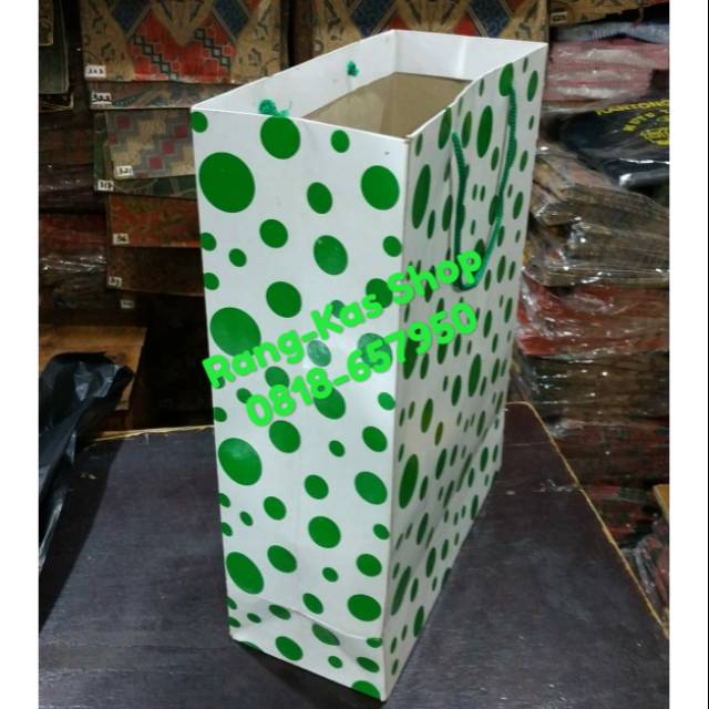 

Paperbag Polkadot Hijau Folio Duplex Laminating doff