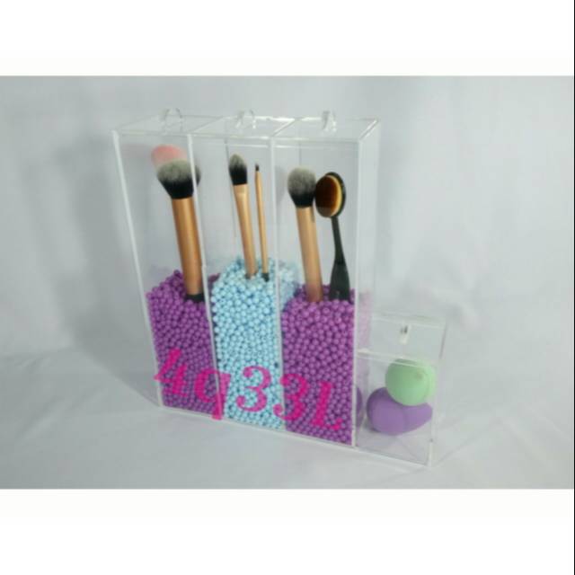 

Acrylic tempat brush holder