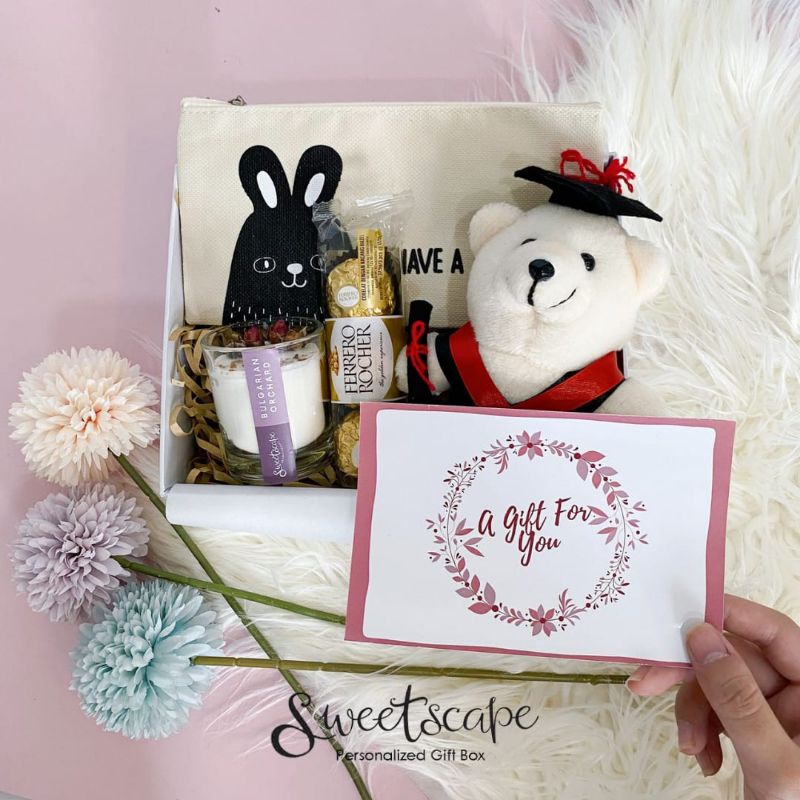 

Gift Box Package 280-Paket Hampers 280 - HADIAH WISUDA UNIK