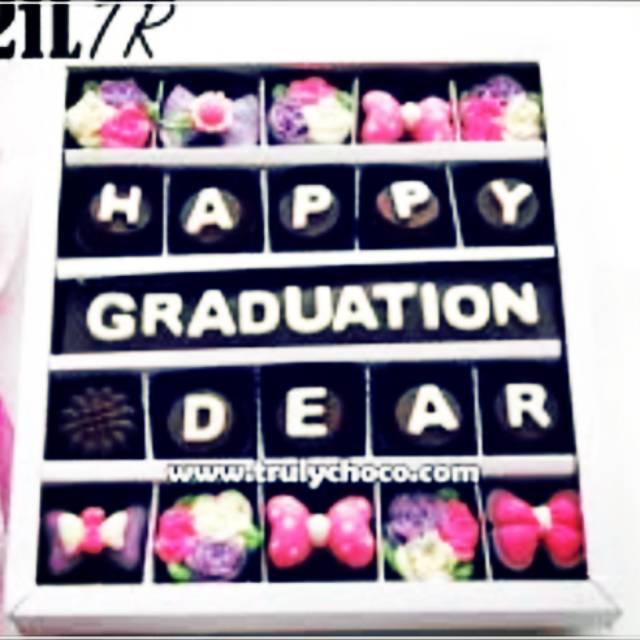 

Coklat wisuda/hadiah wisuda/buket bunga/coklat sekat/buket snack