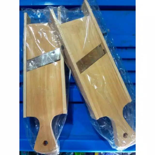 Parut Singkong Manual / Parut Singkong Kayu