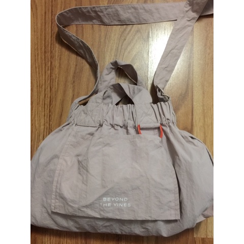 BTV (Beyond The Vines) Dumpling Bag XS Preloved - Blush