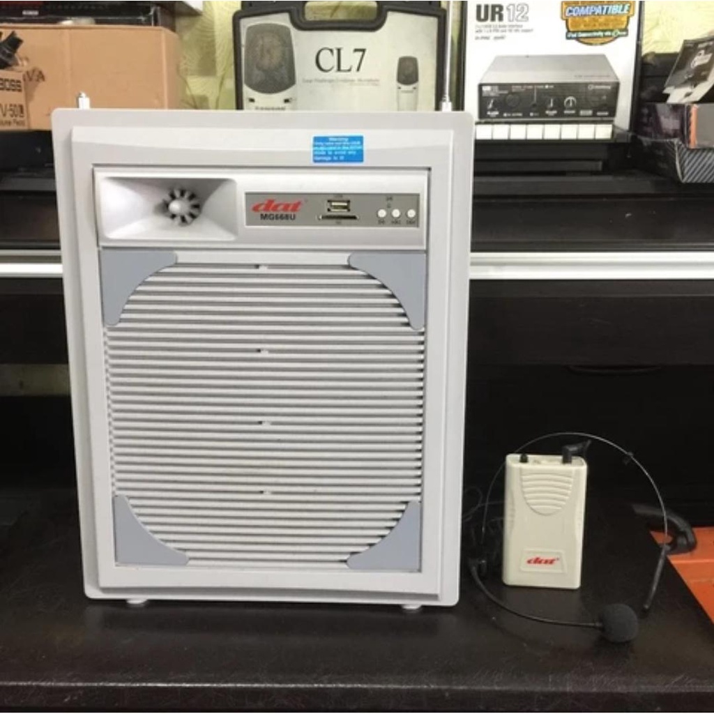 AMPLIFIER PORTABLE WIRELESS MG668U GARANSI RESMI (MEDAN)
