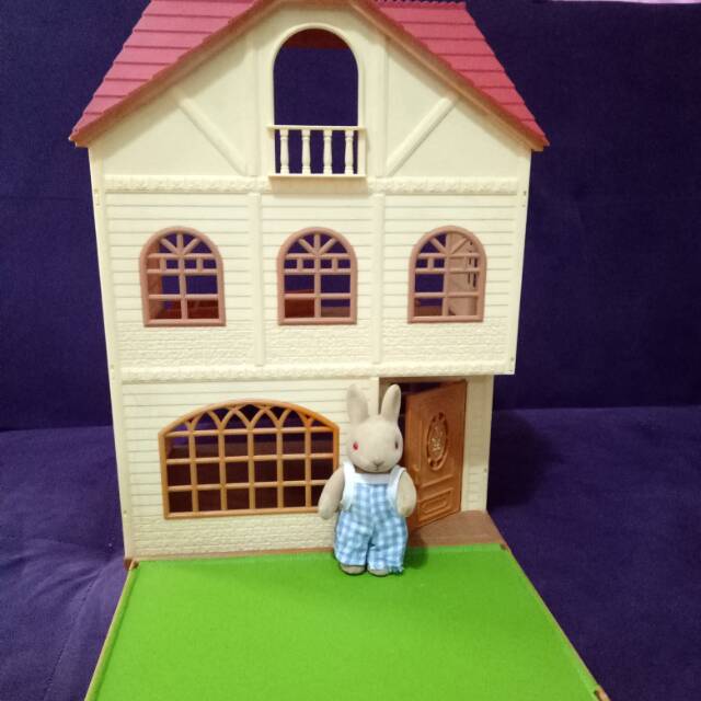 Sylvanian 3 story house preloved