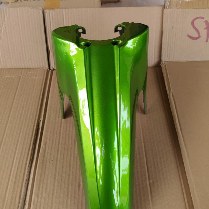 cover spakbor depan yamaha vega zr hijau