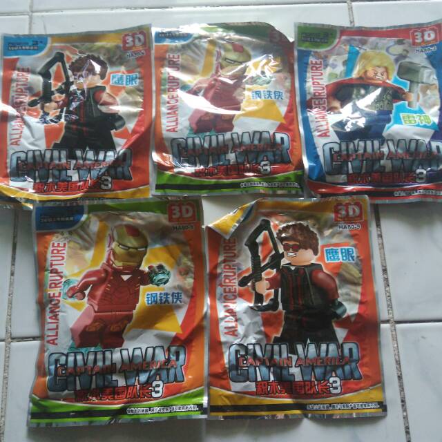 Mainan Lego bongkar pasang Robot Lego murah