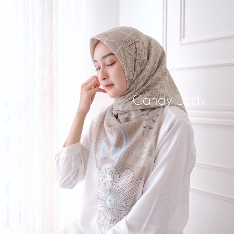 Farsya Adeeva Hijab / Voal Motif Segiempat