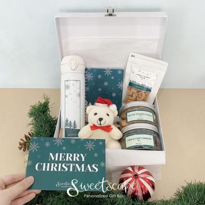 

GIFT BOX PACKAGE 8-PAKET CHRISTMAS HAMPERS 8 - KADO NATAL PERUSAHAAN DGFXG6563