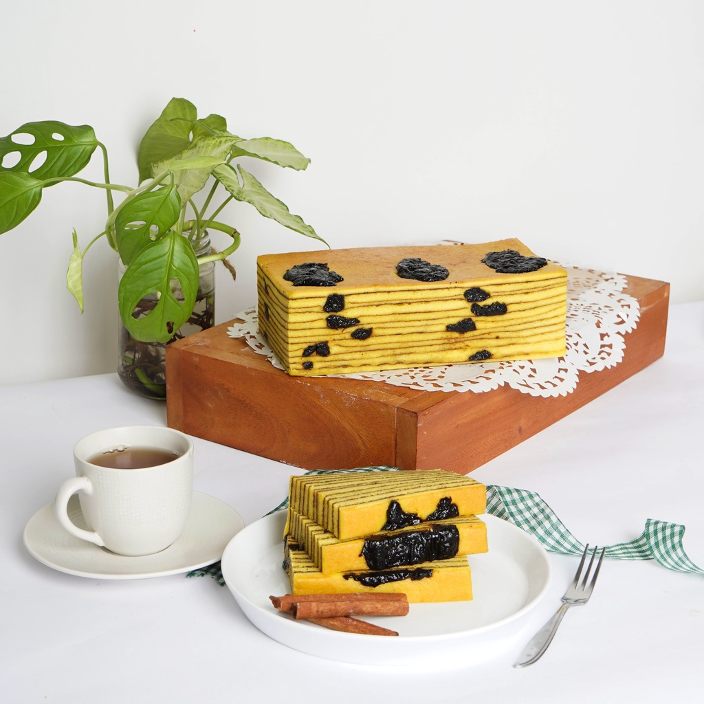 

Lapis Legit Prune / Plum 20x10 Premium Butter