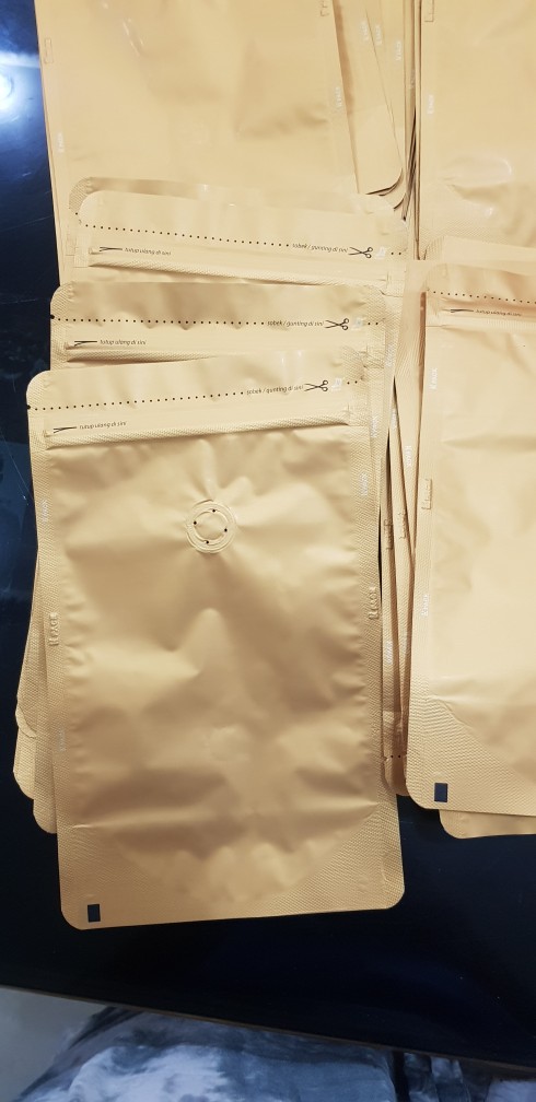 500zv Standing Pouch + Valve + Zip Alu Foil 250 G Roasted Bean Packing