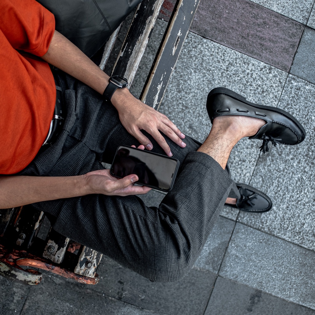 PORTO BLACK ORIGINAL x GIANT FLAMES Sepatu Loafers Hitam Pria Slip On Simple Formal Casual Kerja Kantor Slop Resmi Kantoran Pesta Kondangan Selop Jalan Santai Hangout Kuliah Penny Loafer Semi Kulit Premium Big Size Jumbo Ukuran Besar 44 45 Keren Terbaru