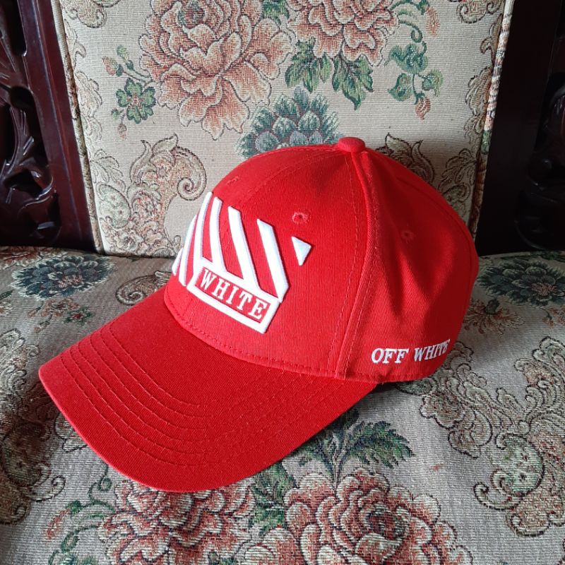 Topi Off White Second Branded Bekas
