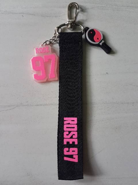 BLACKPINK gantungan keyring strap name lanyard kpop lisa jisoo rose jennie