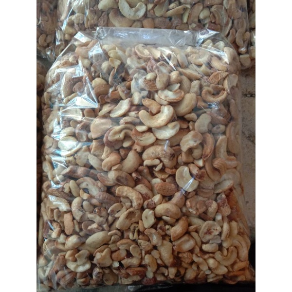 

kacang Mede/kacang mete patahan sulawesi