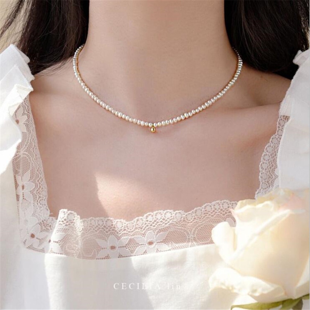 Kalung Choker Rantai Klavikula Hias Mutiara Bola Emas Gaya Korea Untuk Wanita