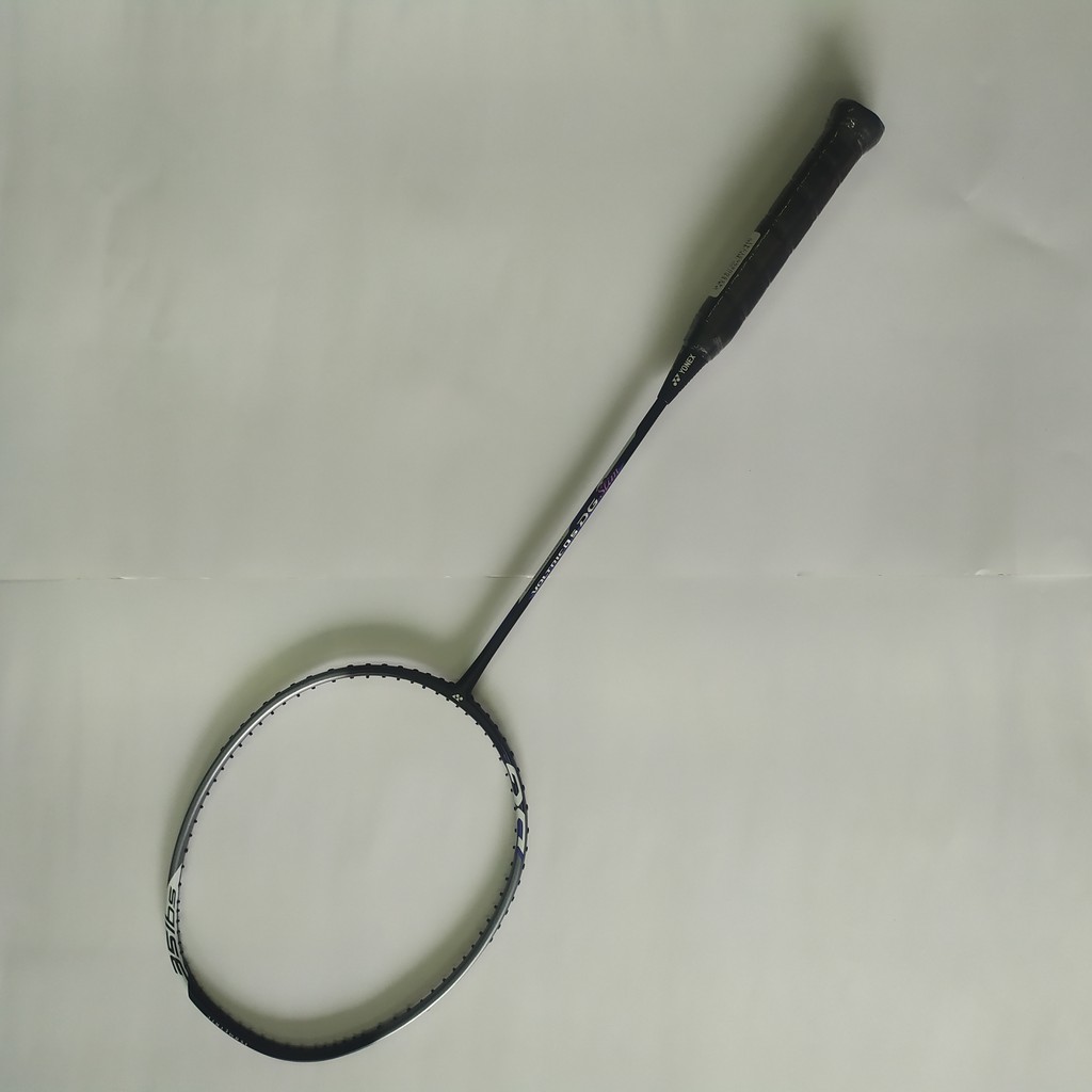 Yonex Voltric 0.5 DG Slim - Raket Yonex Voltric