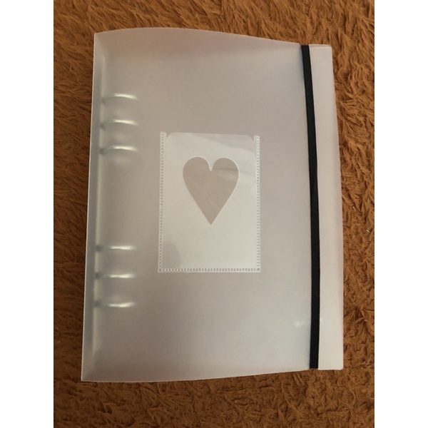 

Binder A5+Sleeve (Preloved)