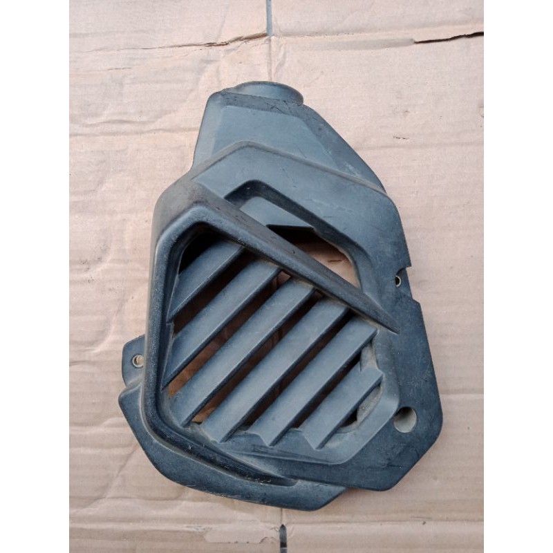 Tutup Radiator Vario 125 OLD