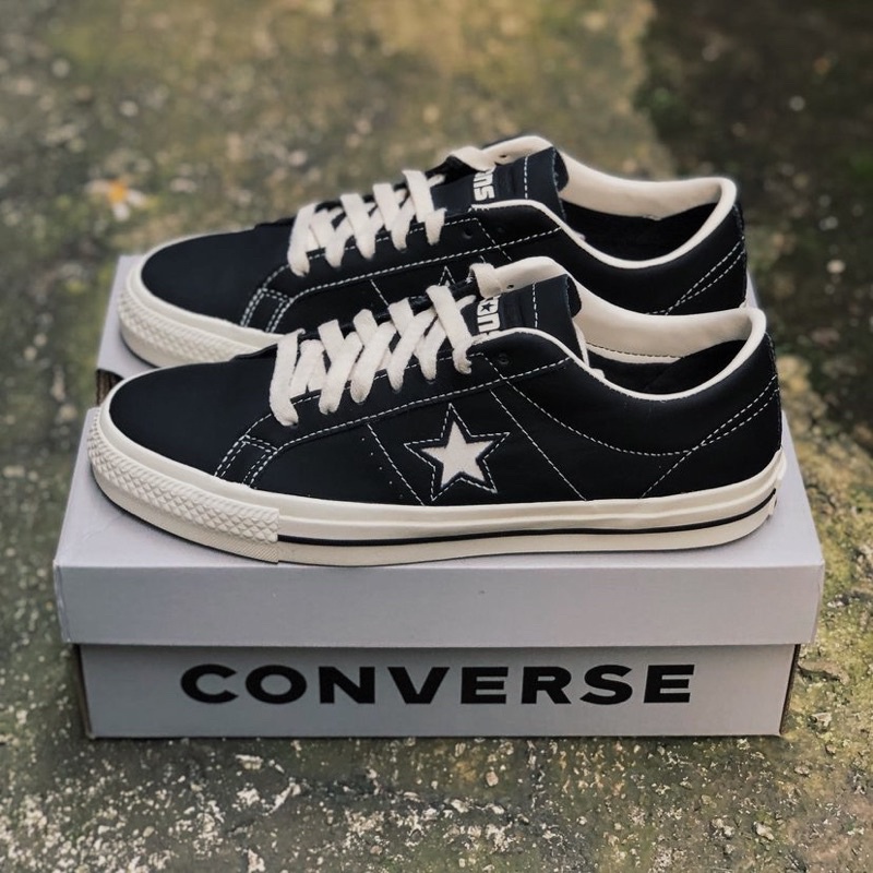 CONVERSE ONE STAR CONS PRO LEATHER(Resmi PT.MAP AKTIF ADIPERKASA)