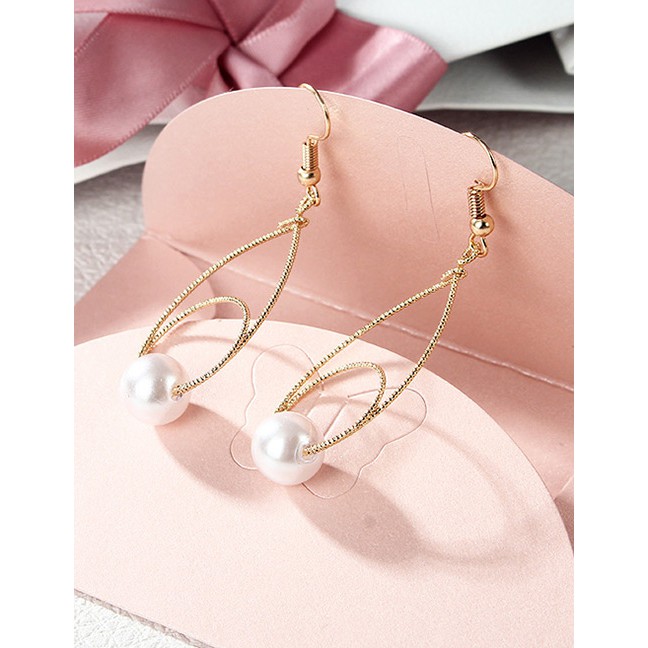 LRC Anting Gantung Fashion Gold Color Round Shape Decorated Earrings