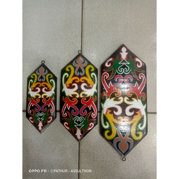 TAMENG/PERISAI/HIASAN DINDING KHAS DAYAK KALIMANTAN