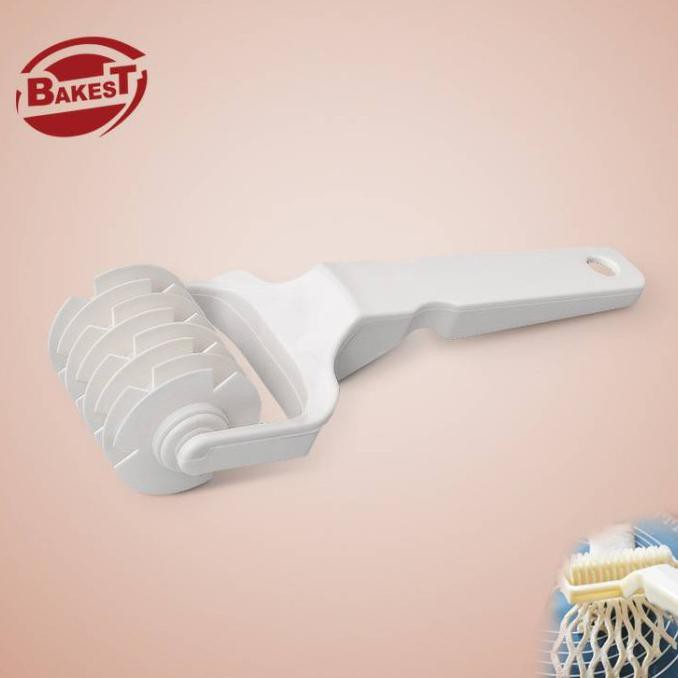 

Bakest lattice roller / bread pie pizza roller cutter - large
