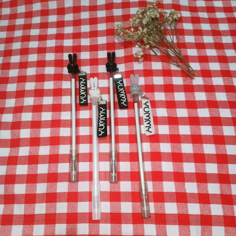 

Pulpen Gel Motif Rabbit