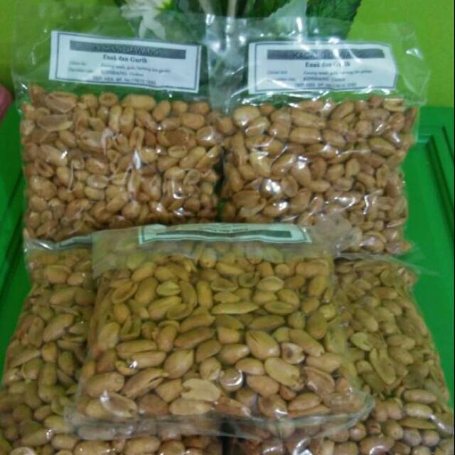 

Kacang bawah/kacang goreng/kue lebaran