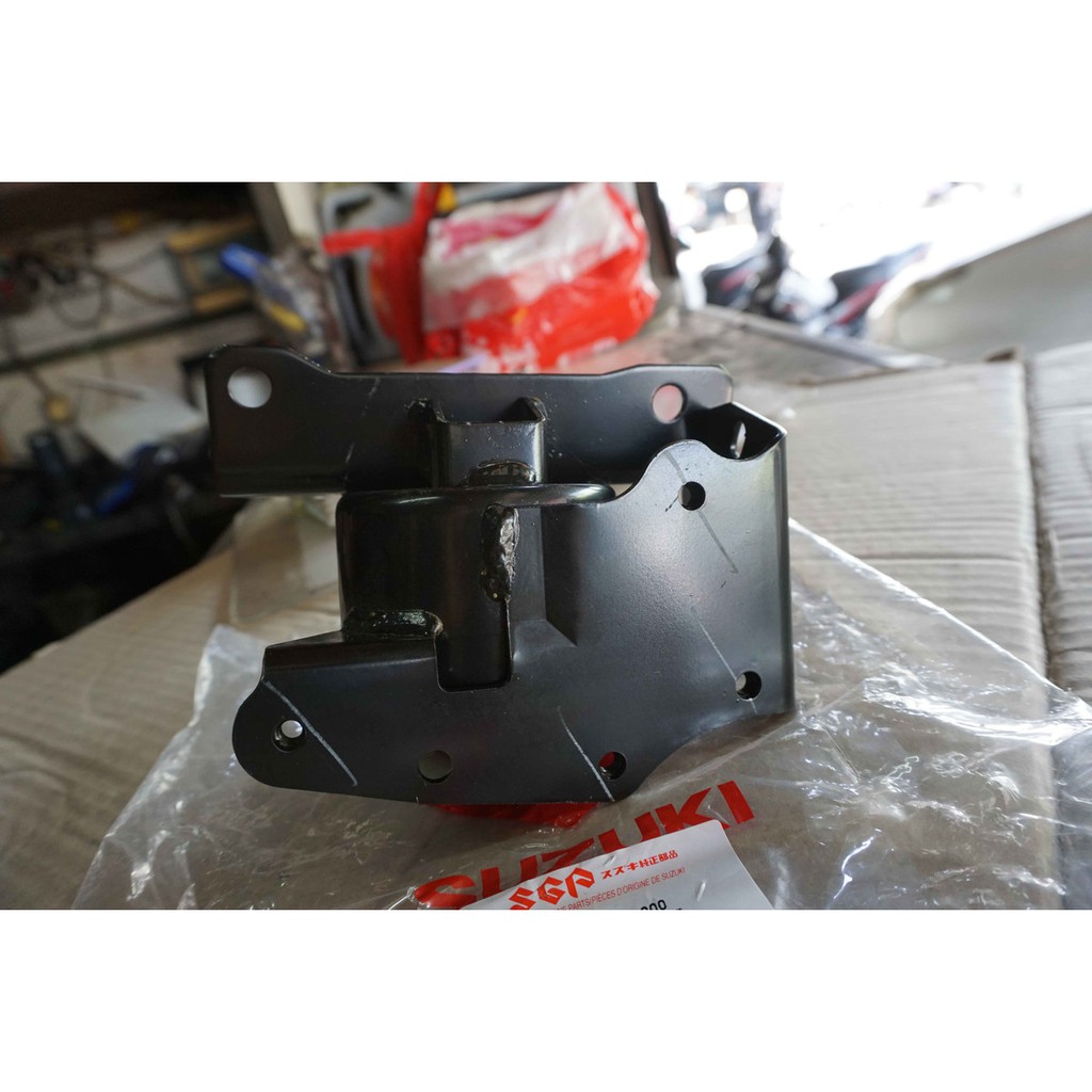 Engine Mounting Kiri Suzuki Ertiga ASLI SGP!