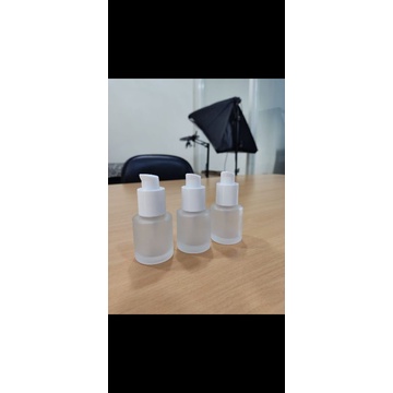 BOTOL KACA DOFF 20ML TUTUP PUMP PUTIH