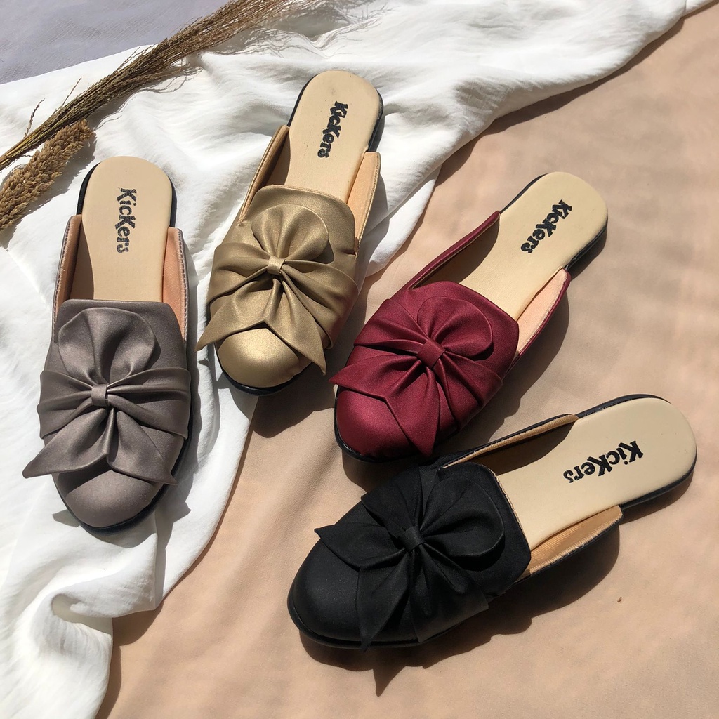 SANDAL SLOP DESI 2 SENDAL WANITA CEWEK TERBARU REMURAH TEPLEK TALI MULES SELOP TERLARIS MODEL TERBARU BAKPOU NYAMAN BERKUALITAS BLOW FLAT FASHION CEWEK MODERN HAK 2CM SLAVINA CANGGU