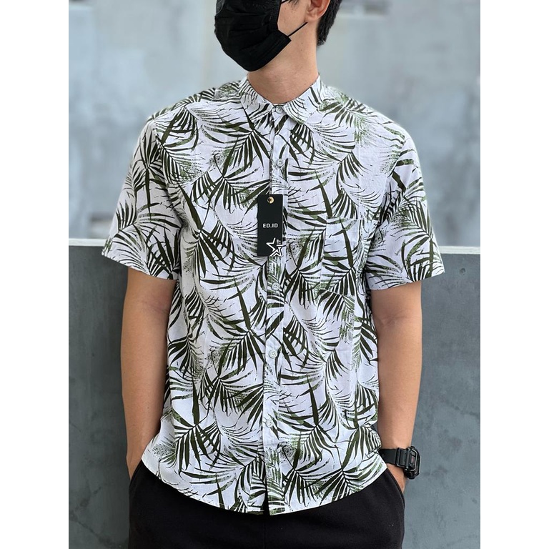 MOKOKOMO Kemej Pria Motif T-20 Kemeja Pantai Lengan Pendek Kemeja casual (Uk. S,M &amp; L )