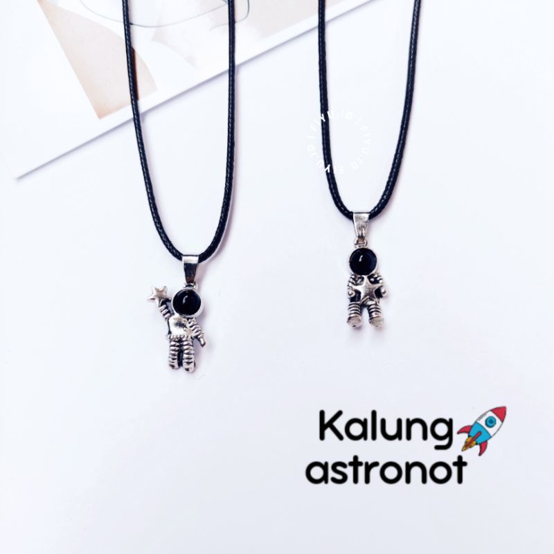 Kalung tali astronot / kalung pria wanita