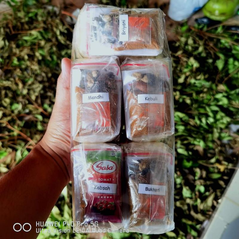 

5 PAKET BASMATI 250gr BRIYANI,MANDHI, BUKHARI, KEBULI & KABSAH